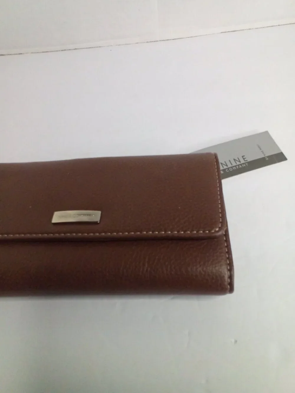 Nine & Company Wallet Tri-Fold Checkbook Pen Holder Leather Brown